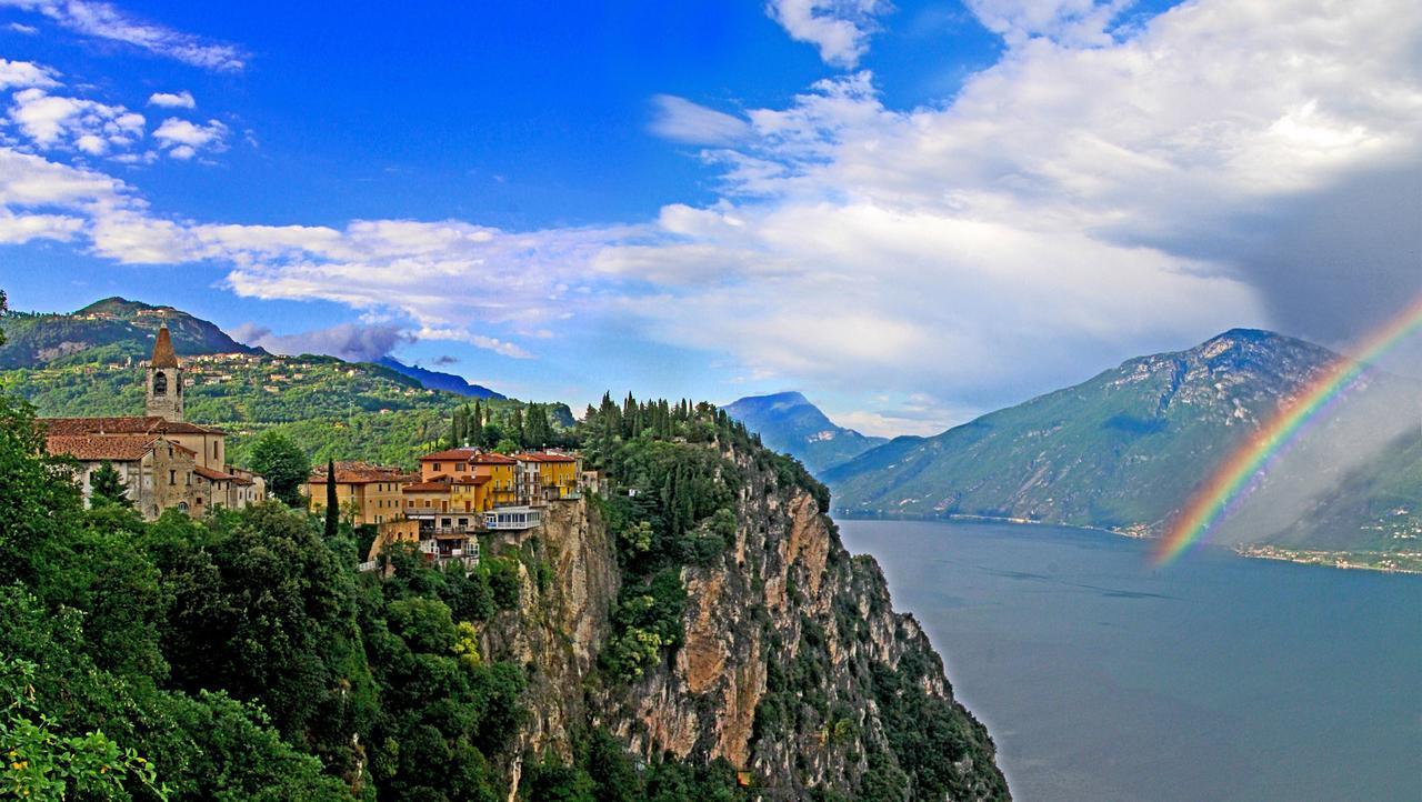 Casa Belvedere Garden By Gardadomusmea Tremosine Exterior foto
